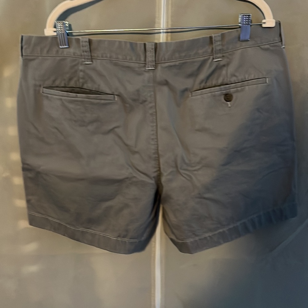 J. Crew Varick Short, Men's 38 Grey, Chino - Picture 4 of 7